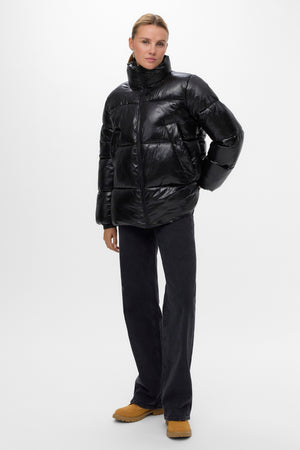 Sabrina Kort Jacka - Svart