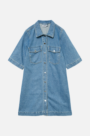 Fenja Kort Denimklänning - Mellanblå Denim