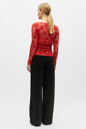 Elodie Topp - Cranberry Poinsette Roses