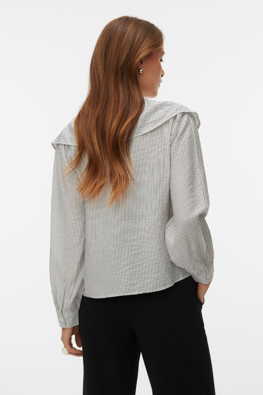 Kaja V-Neck Frill Shirt - Snow White Amanda Black