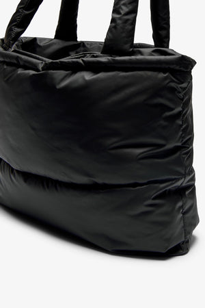 Nina Quiltad Väska - Svart