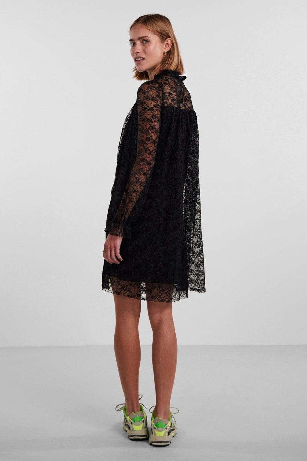 May Lace Maxi Klänning - Svart