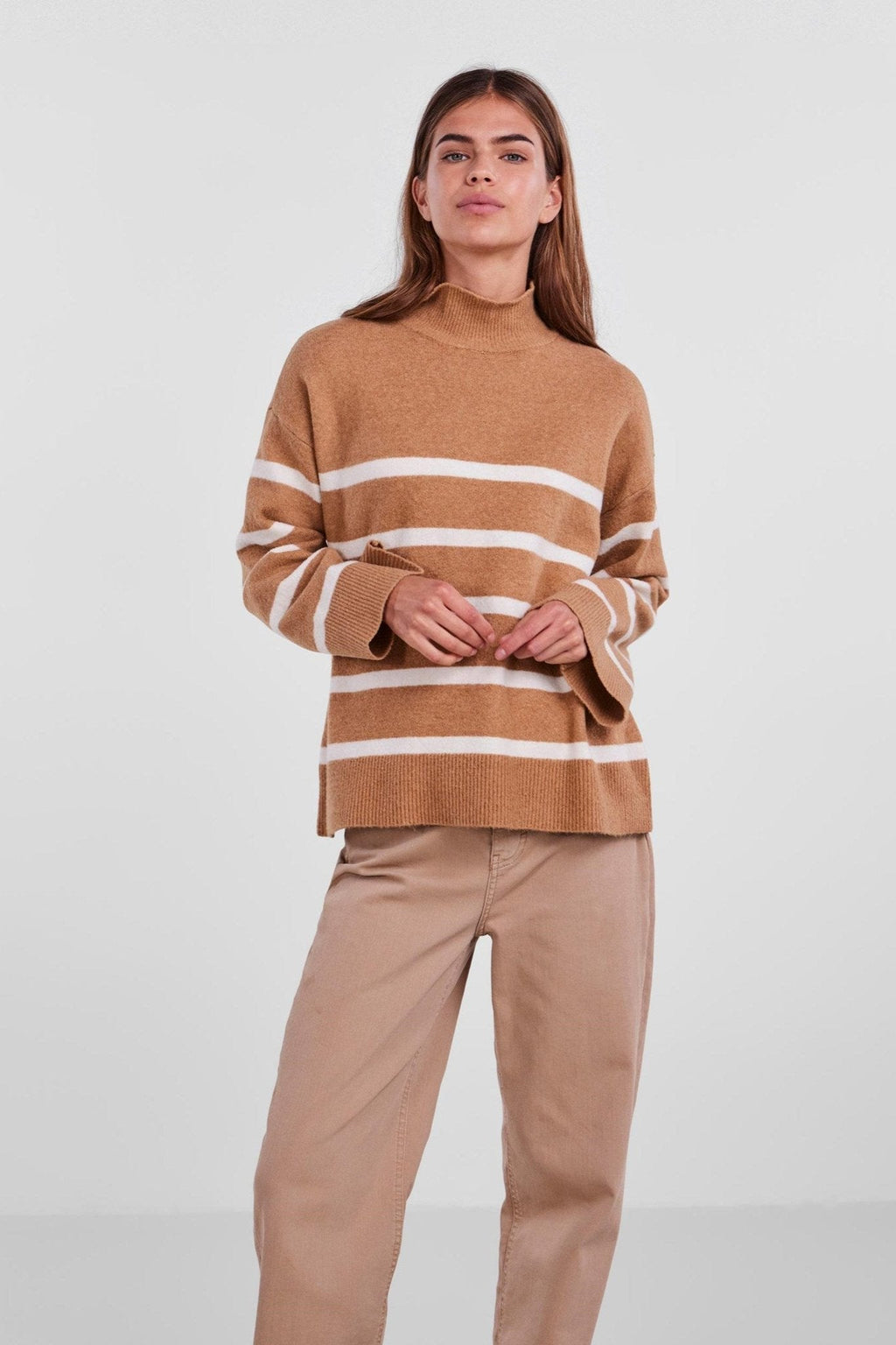 Nuska Oversize Stickad - Indian Tan