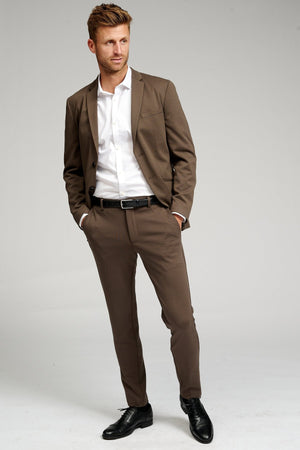 Originalet Performance Kostym (Mörkbrun) + Skjorta & Slips - Paketerbjudanden