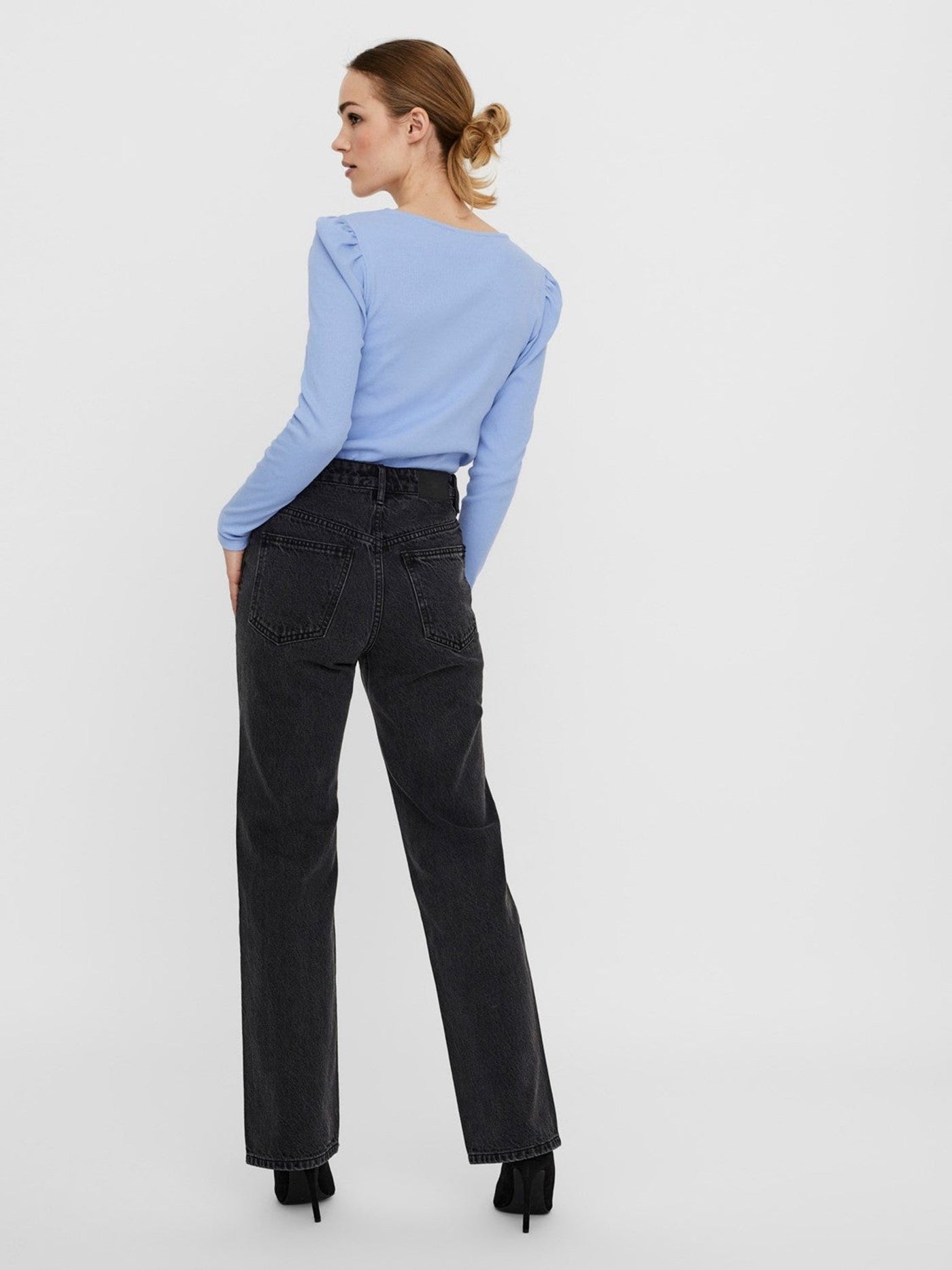 Kithy Straight Jeans - Svart Denim - Vero Moda - Svart 4
