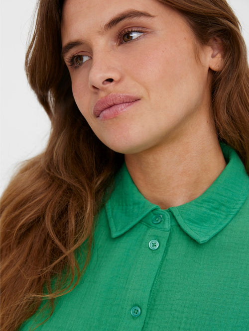 Natali 3/4 overshirt - Holly Green - Vero Moda - Grön